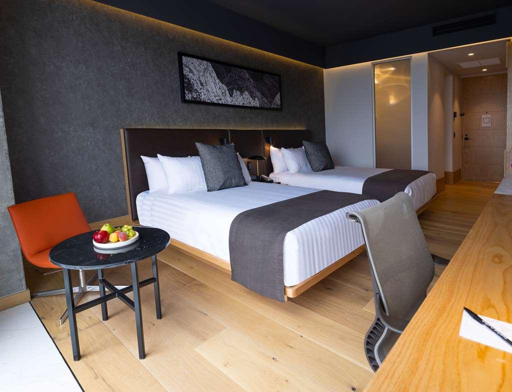 Galeria Plaza Monterrey Hotel Quarto foto A room at the hotel