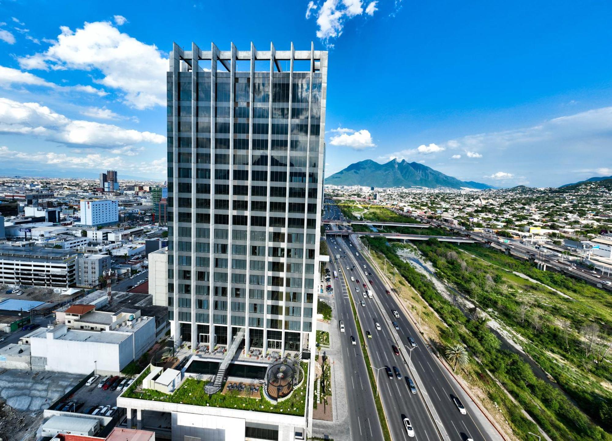 Galeria Plaza Monterrey Hotel Exterior foto Torre Futura